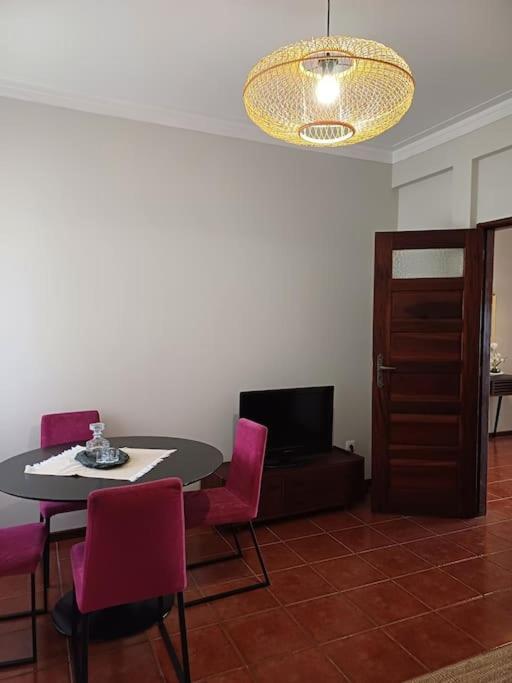 Roomy & Patio - 2 Bedroom Flat Porto Buitenkant foto