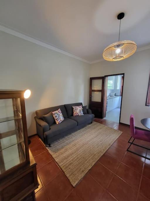 Roomy & Patio - 2 Bedroom Flat Porto Buitenkant foto